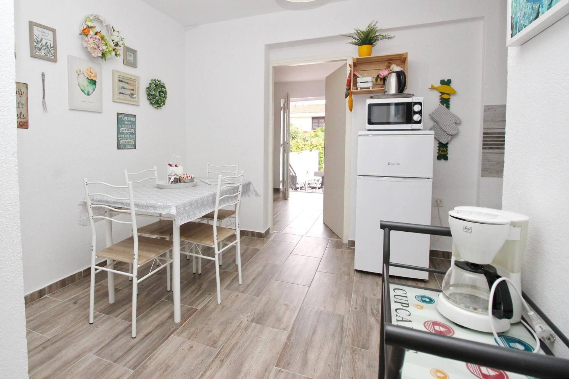 Apartments Rozanda บัชกา ภายนอก รูปภาพ