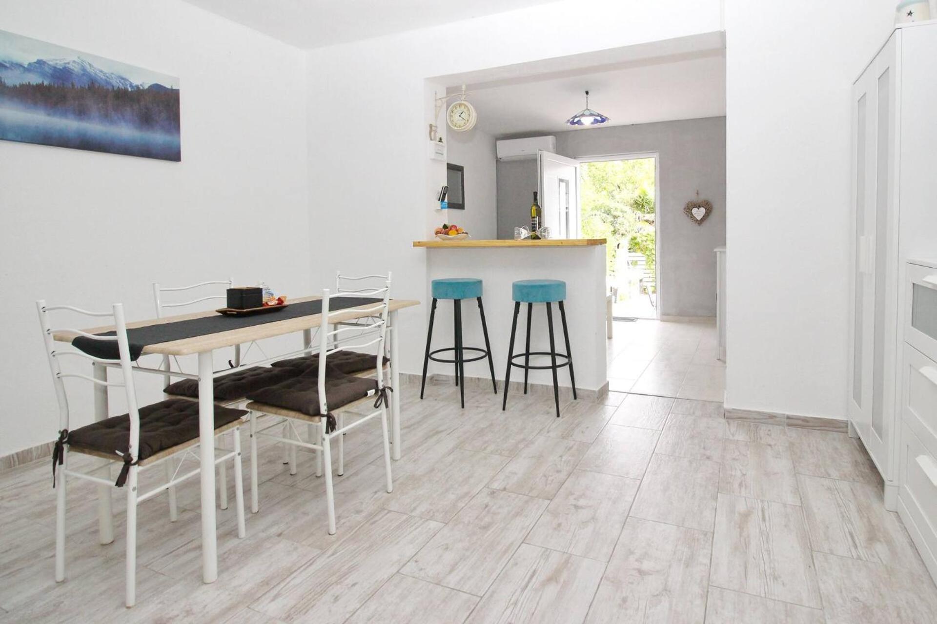 Apartments Rozanda บัชกา ภายนอก รูปภาพ
